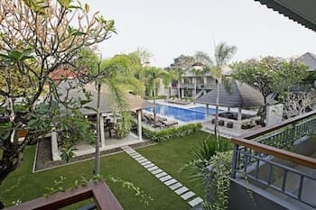 Dewi Sri Hotel - Main