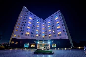 Vivanta Ahmedabad SG Highway - Main
