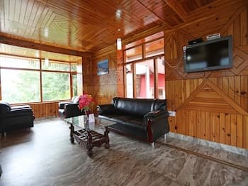Hotel Rishi Palace - Main