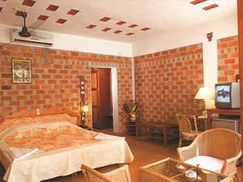 Beach and Lake Ayurvedic Resort - Main