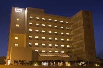 Red Fox Hotel East Delhi - Main
