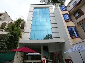 Amby Inn - Main