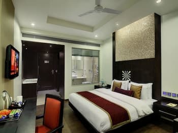Hotel Godwin Deluxe - Main