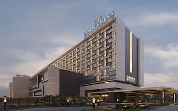 The Leela Ambience Convention Hotel Delhi - Main