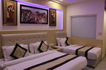 Hotel All Iz Well - Main
