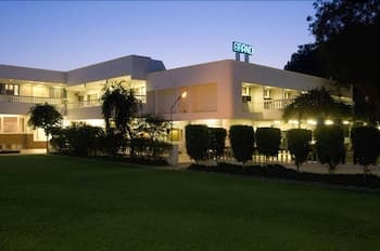 Grand Hotel - Main
