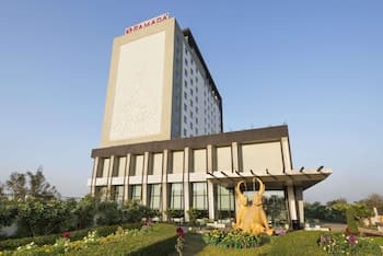 Saura Hotel, Agra - A Club Mahindra Associate - Main
