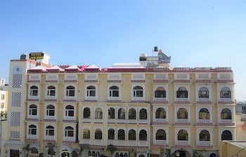 Hotel Laxmi Niwas - Main