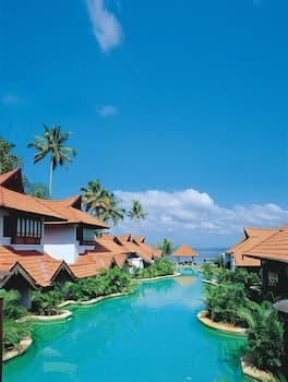 Kumarakom Lake Resort - Main