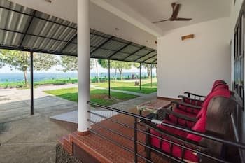 Illikkalam Lake Resort - Main