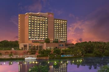 Crowne Plaza Kochi - Main