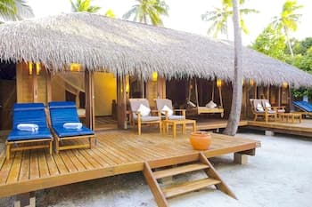 Medhufushi Island Resort - Main