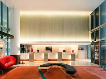 Ibis Singapore on Bencoolen - Main