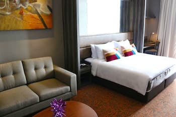 Aqueen Hotel Paya Lebar - Main
