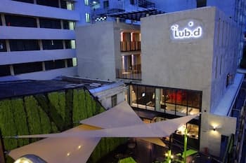 Lub d Bangkok Siam Hostel - Main