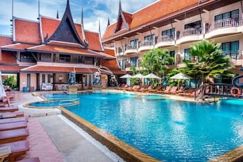 Nipa Resort - Main