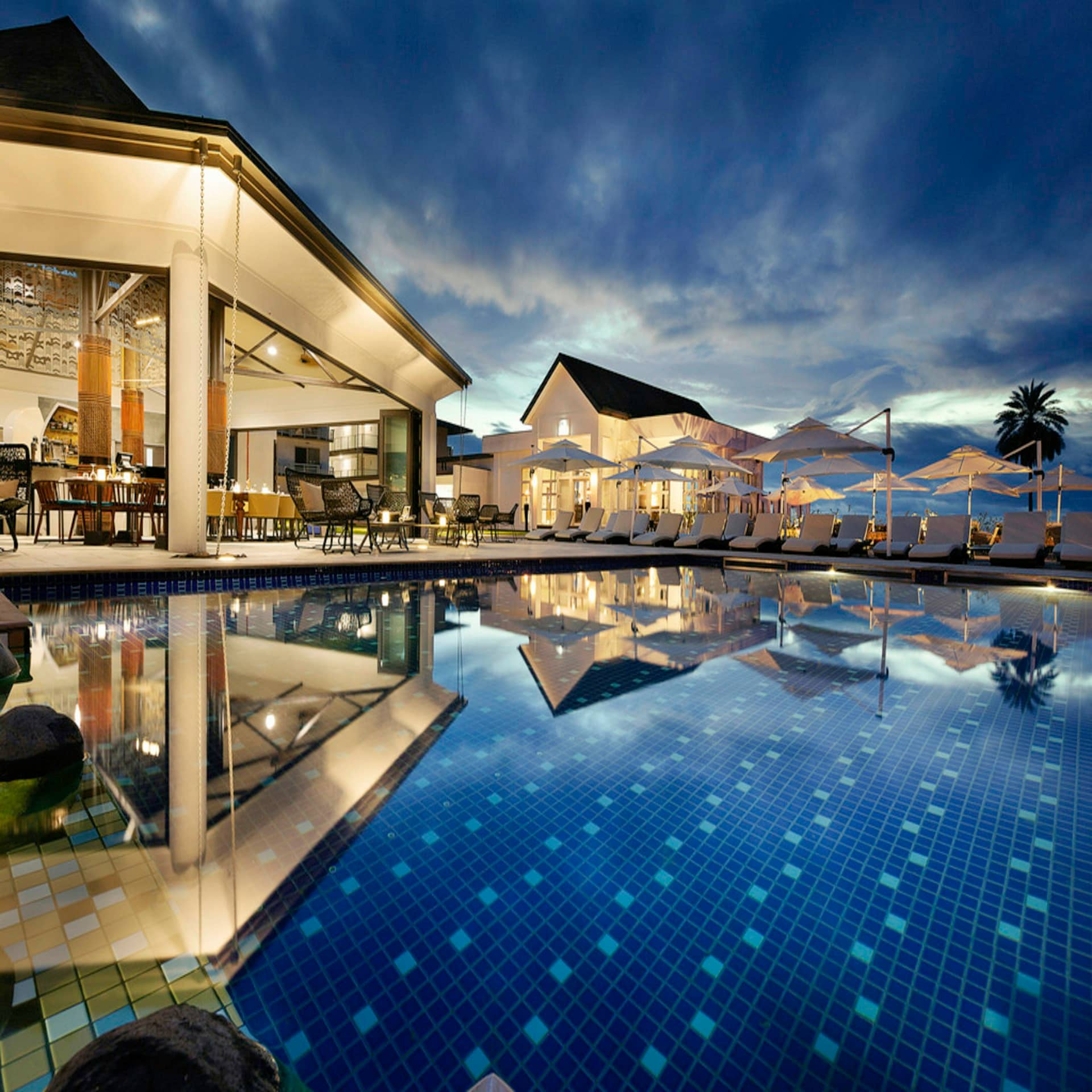 Luxury hotel — Freedom